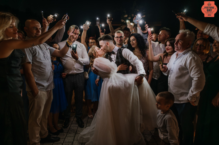 1703971633659031f0b597e4.69790950 picture-of-the-day prowedaward-lukasz-switek (1)